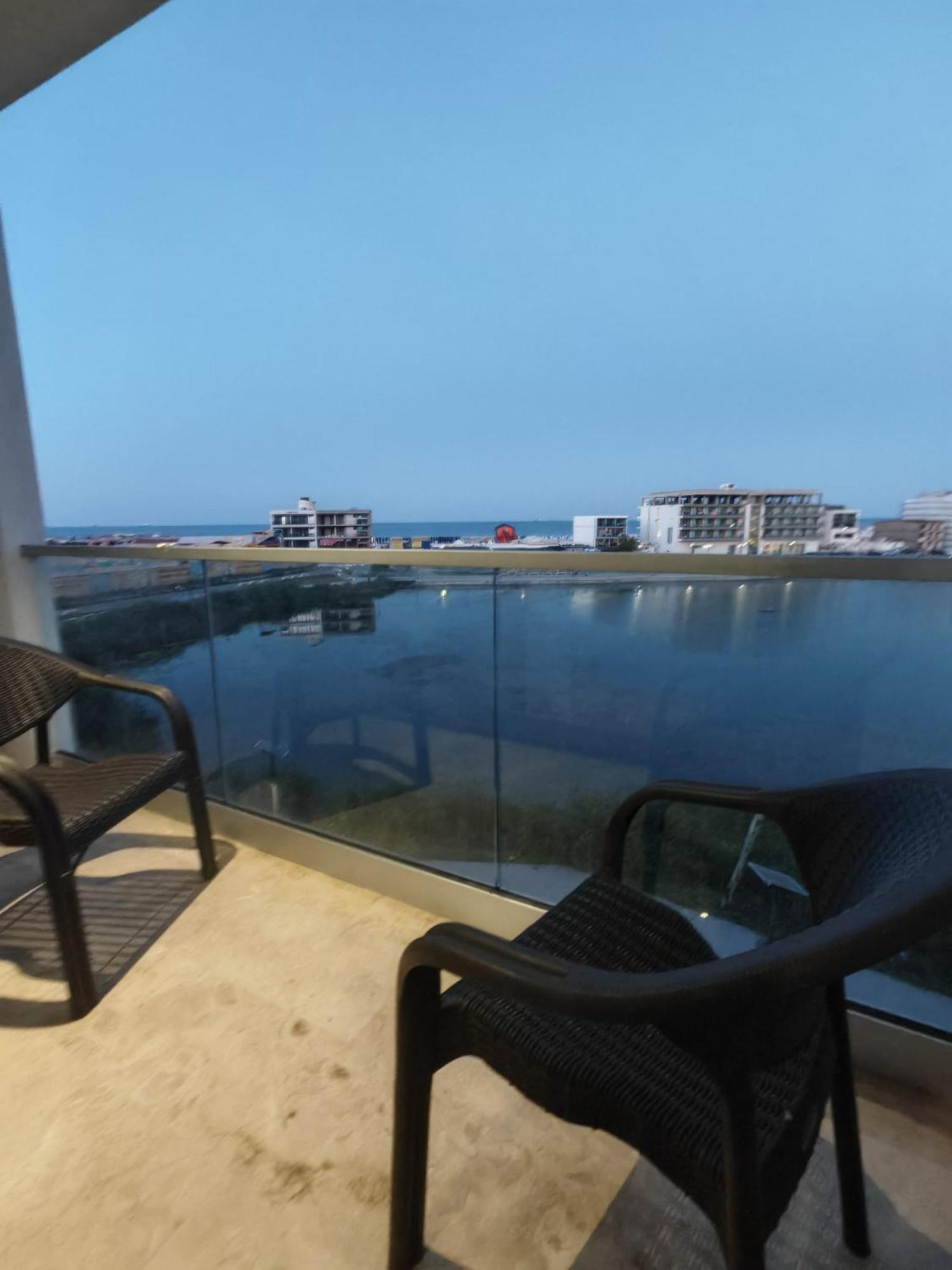 White Boutique Hotel- Eforie Nord Ngoại thất bức ảnh