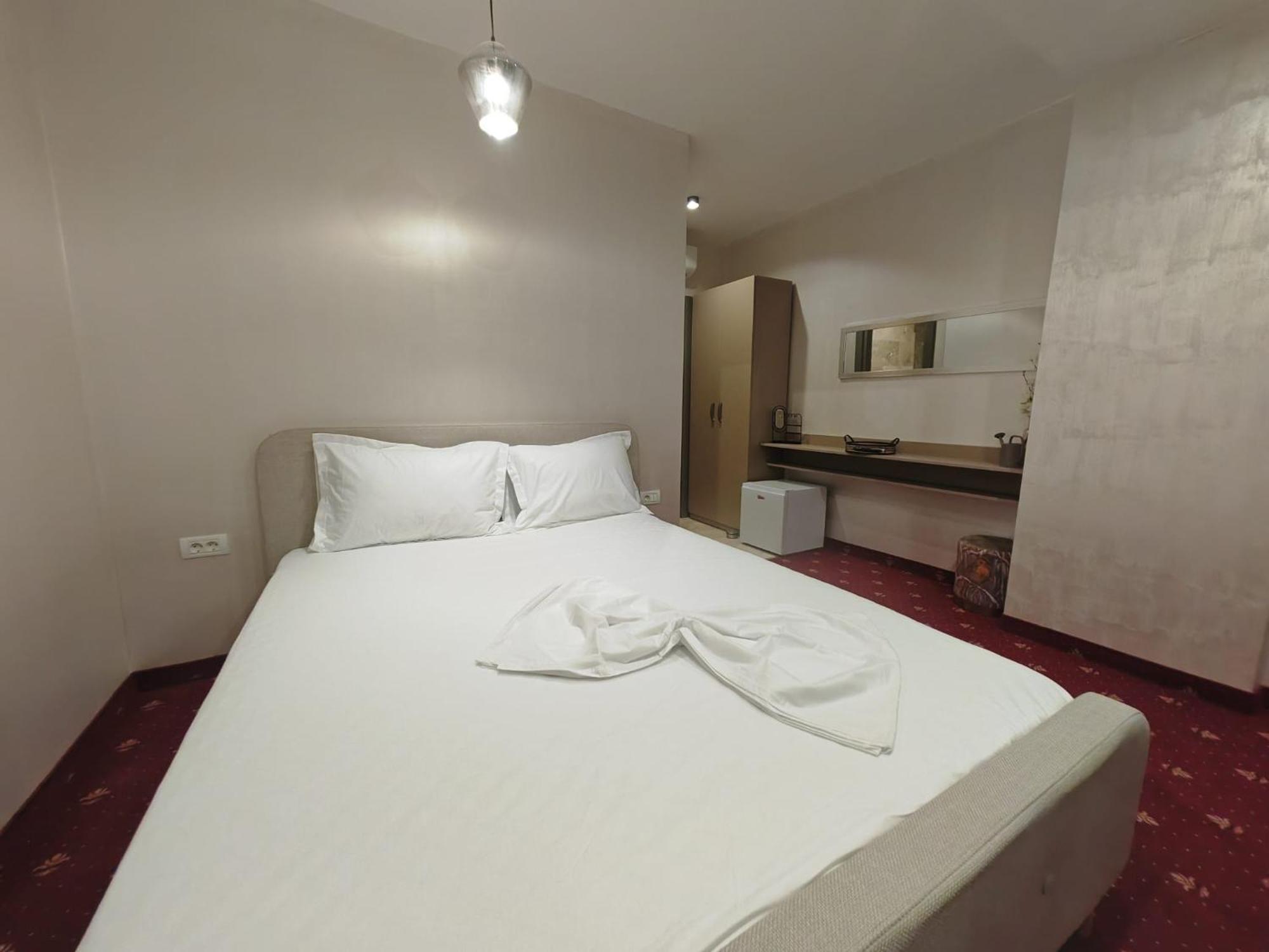 White Boutique Hotel- Eforie Nord Ngoại thất bức ảnh