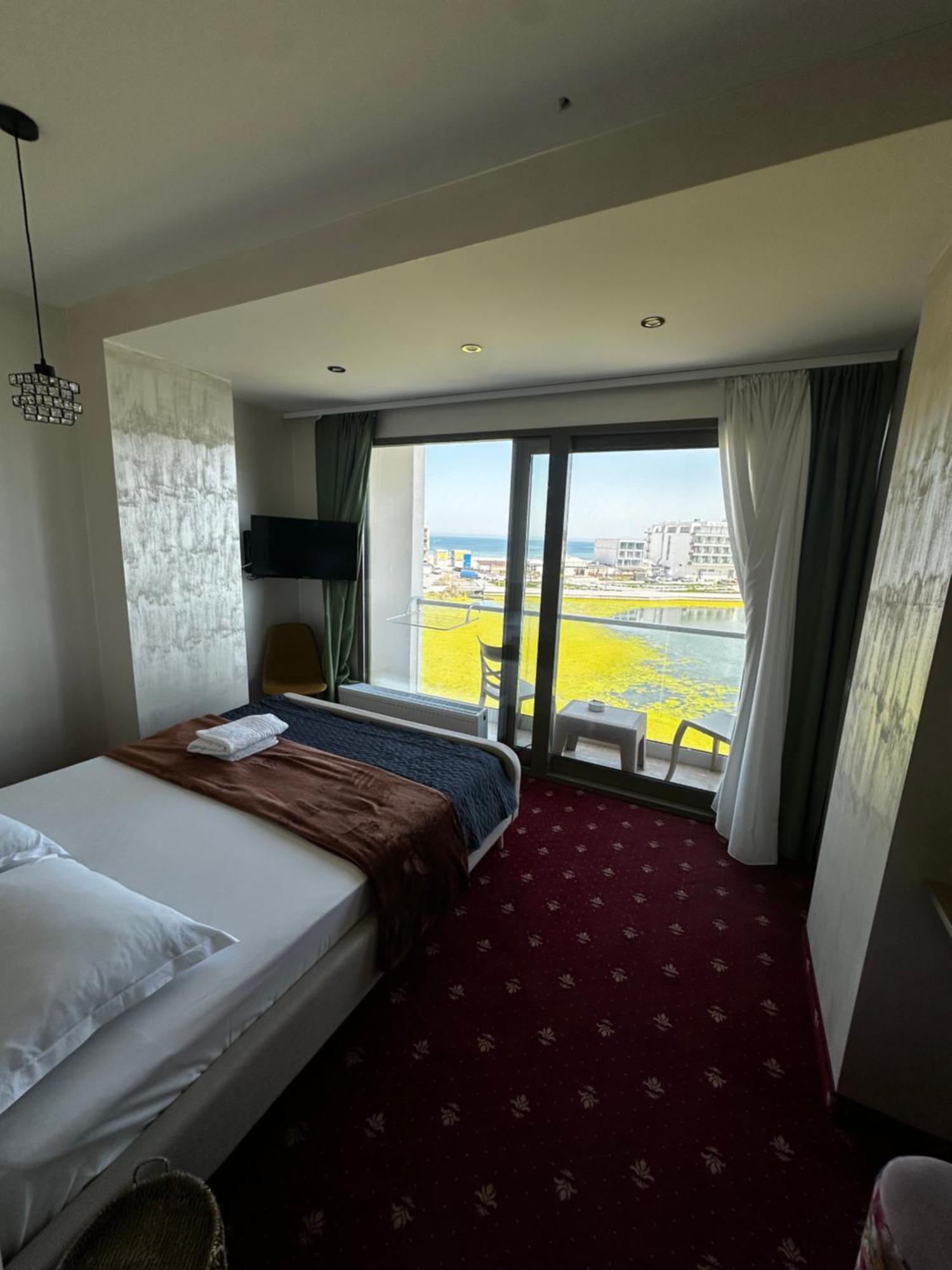 White Boutique Hotel- Eforie Nord Ngoại thất bức ảnh