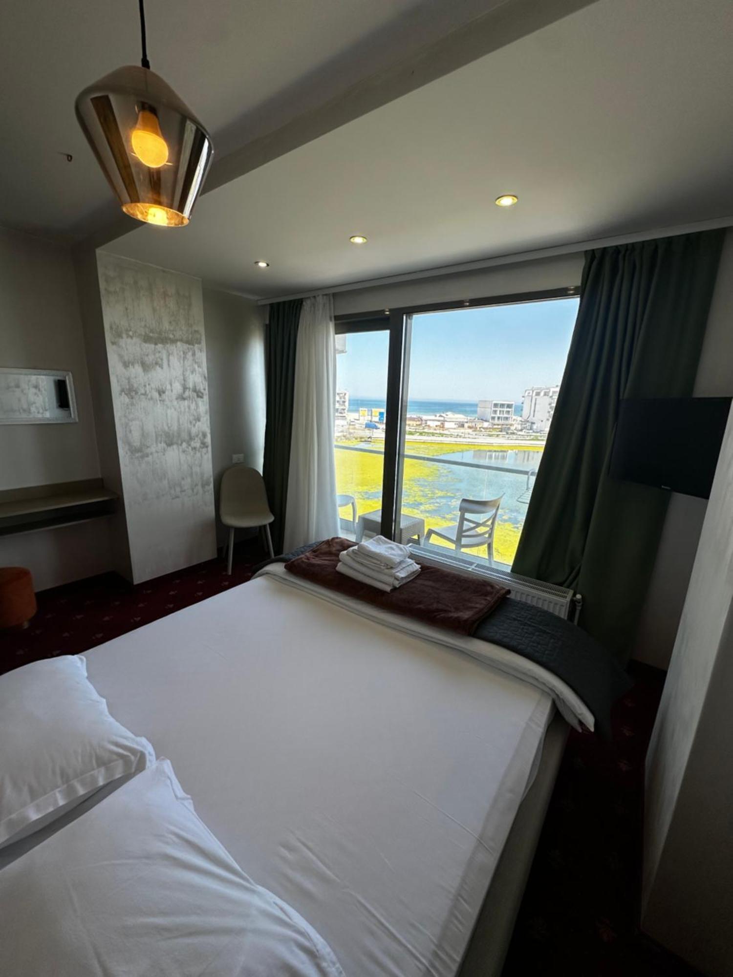 White Boutique Hotel- Eforie Nord Ngoại thất bức ảnh