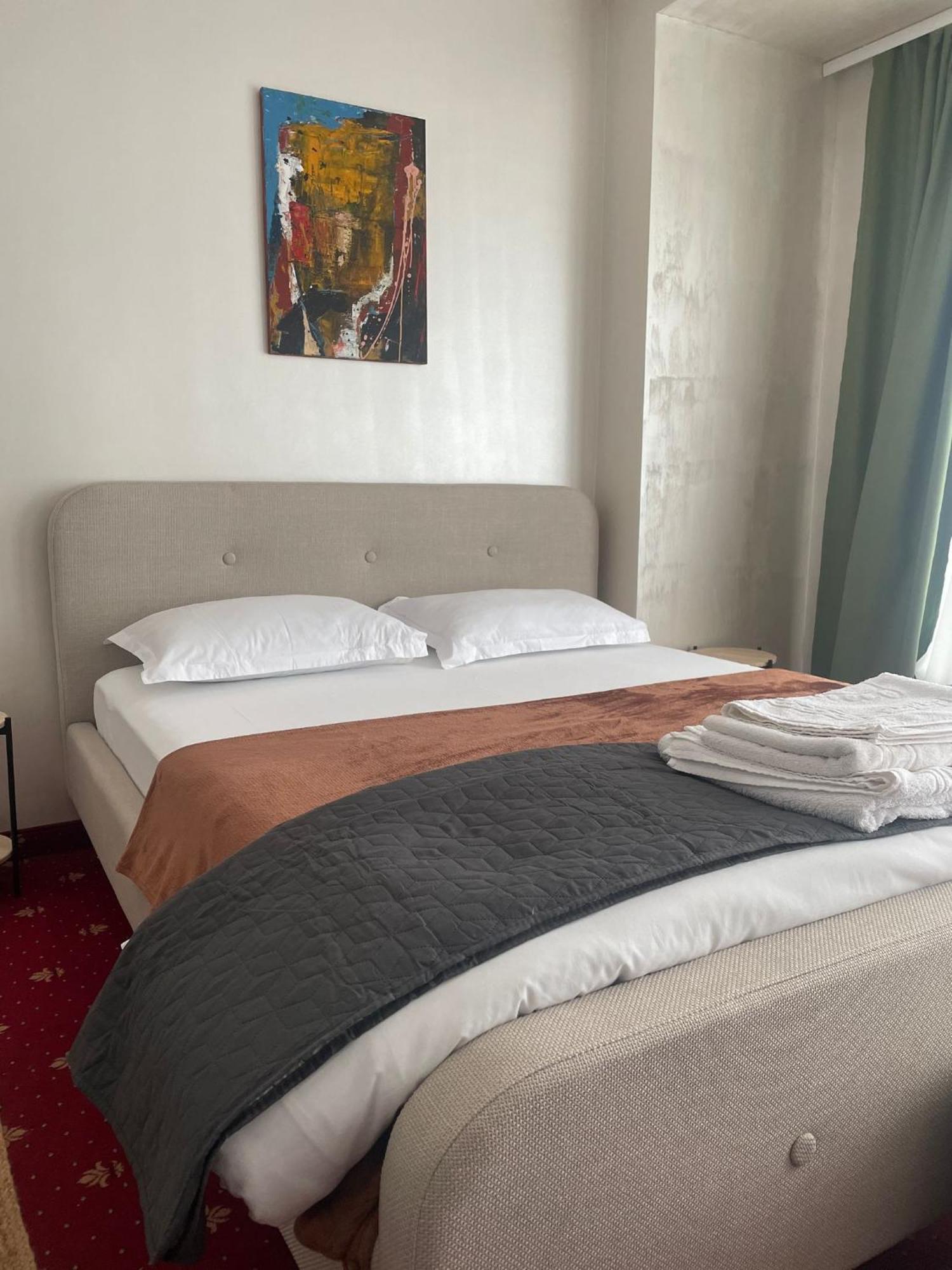 White Boutique Hotel- Eforie Nord Ngoại thất bức ảnh