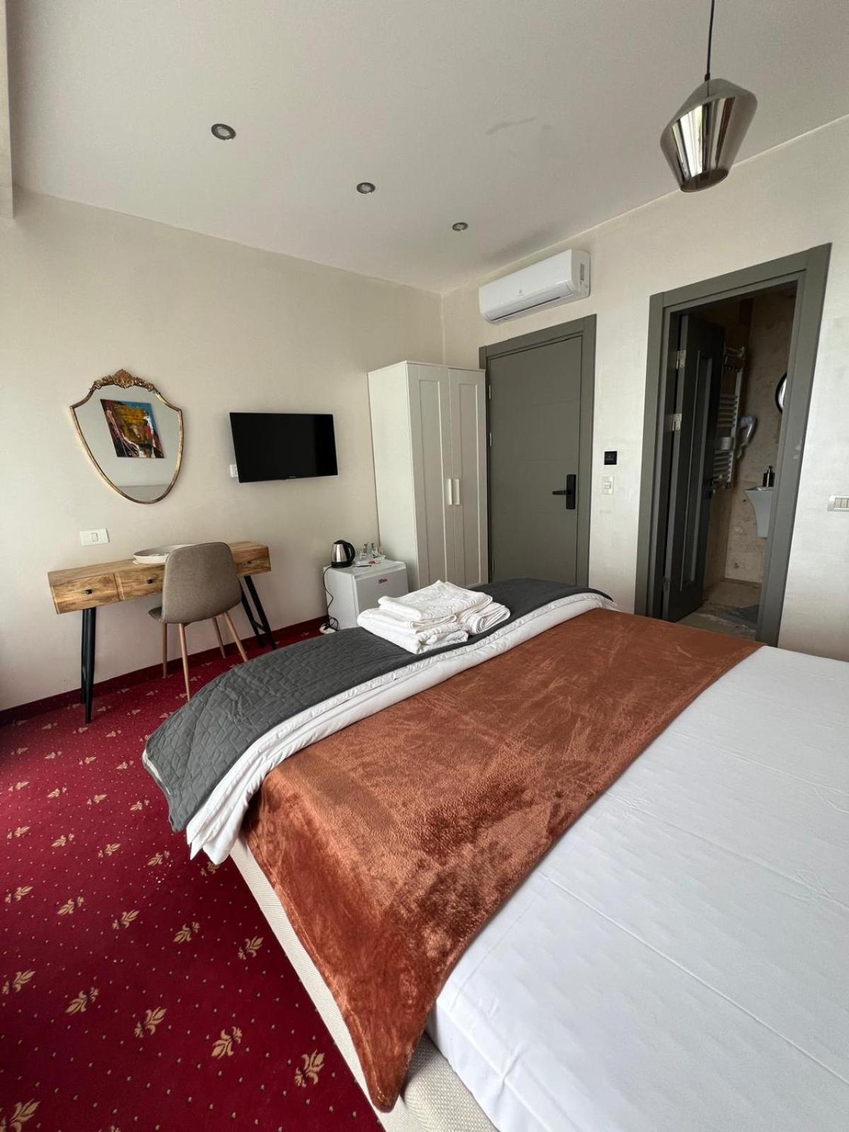 White Boutique Hotel- Eforie Nord Ngoại thất bức ảnh